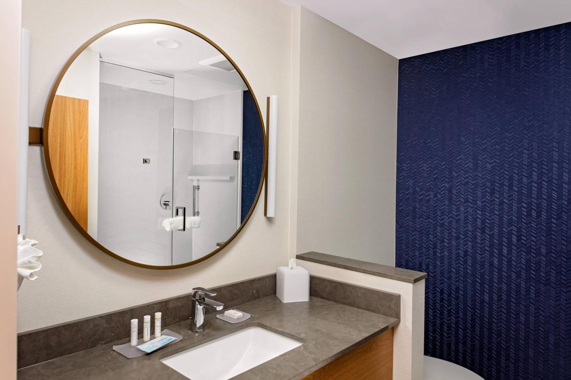 Fairfield By Marriott Port Clinton Waterfront Hotel Екстериор снимка